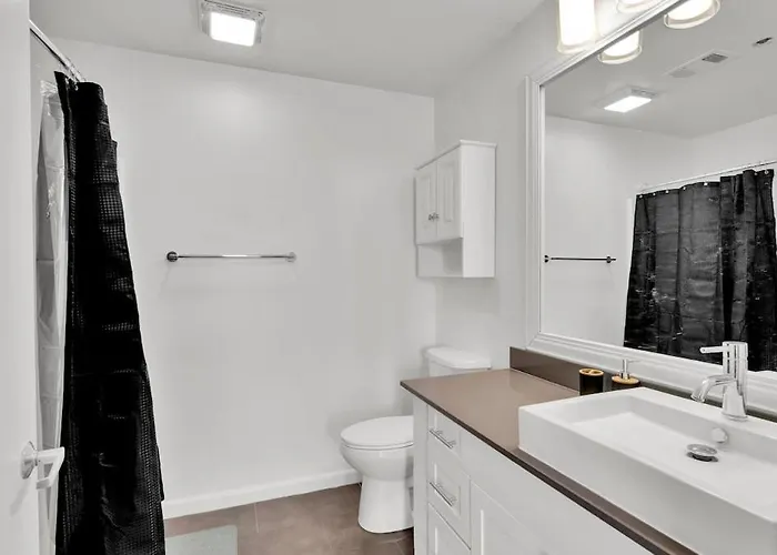 Heb203 Spacious & Stylish 2b Downtown Worth, Free Parking, Walk To Convention Center * Fort Worth